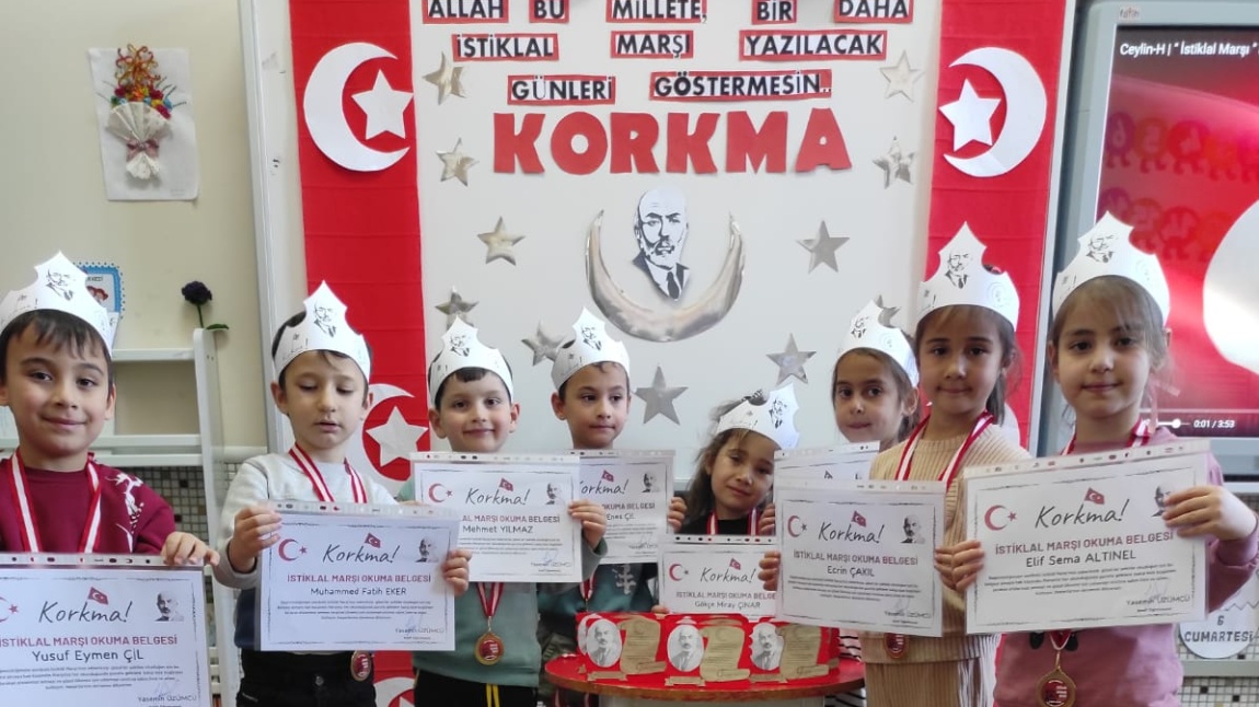 ANASINIFI ÖĞRENCİLERİMİZİN  12 MART İSTİKLAL MARŞININ KABULÜ ETKİNLİKLERİ